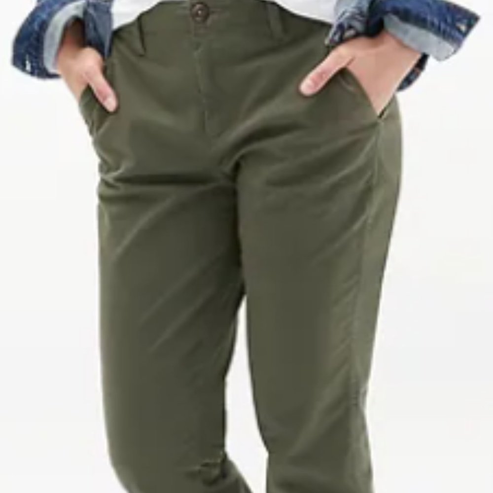 Girlfriend Twill Khaki Pants, olive green